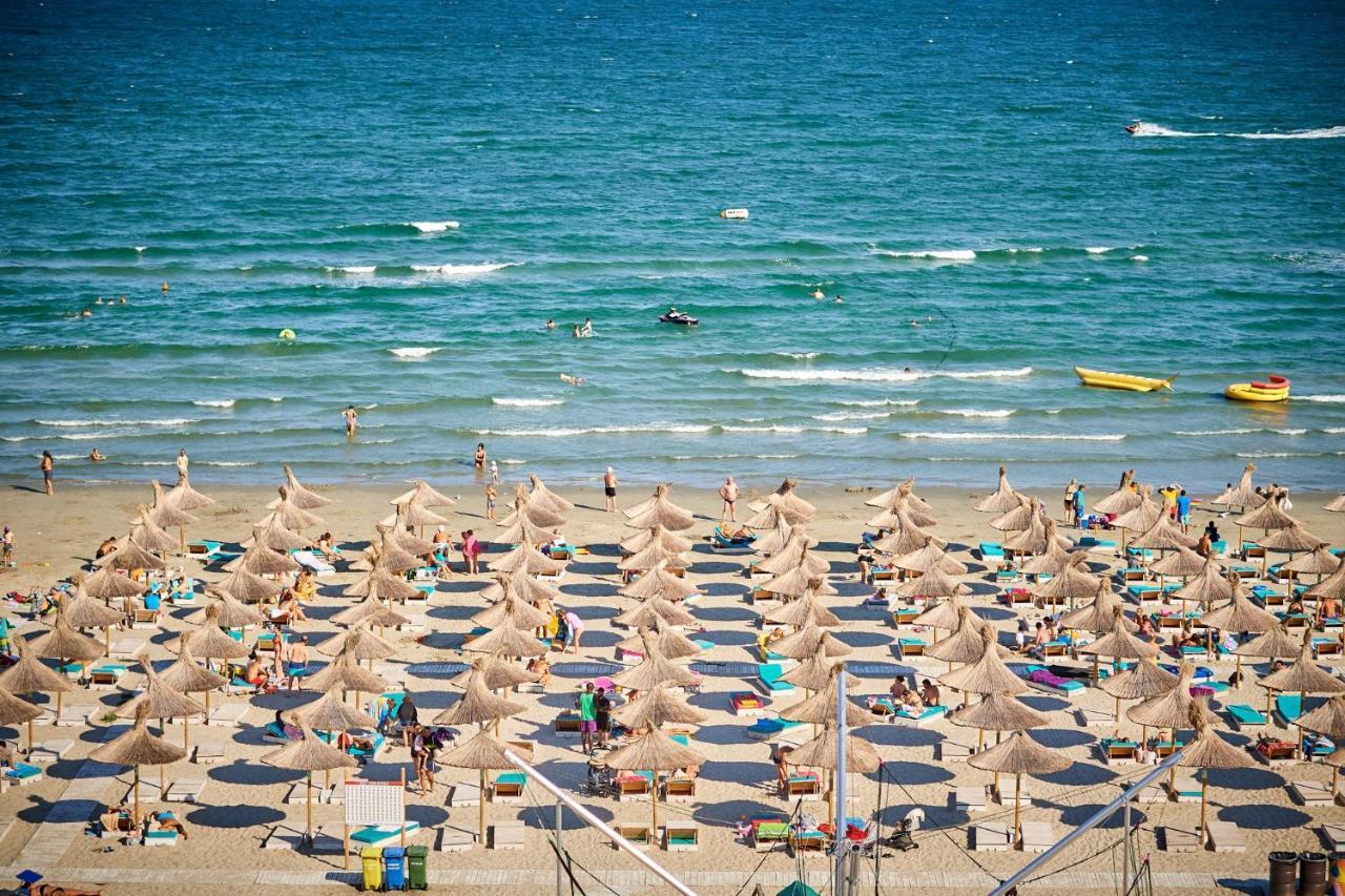 Orizont Sea View Apartment- Spa N Pools Beach Resort 마마이아 외부 사진
